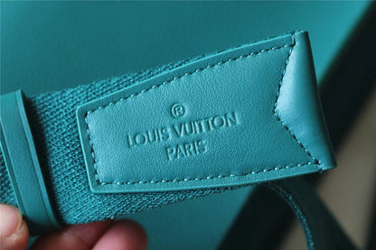 Franco Shops - Louis Vuittons  - 9920