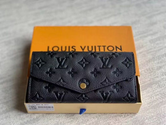 Franco Shops - Louis Vuittons  - 15379