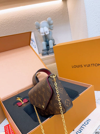 Franco Shops - Louis Vuittons  - 14971