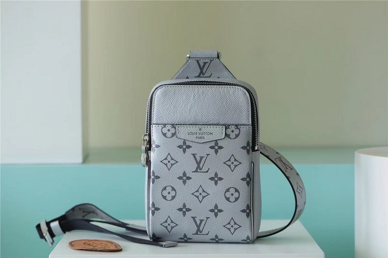Franco Shops - Louis Vuittons  - 10204