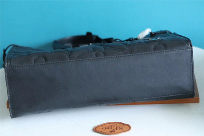 Franco Shops - Louis Vuittons  - 9820