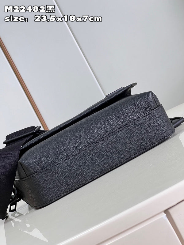Franco Shops - Louis Vuittons  - 15294