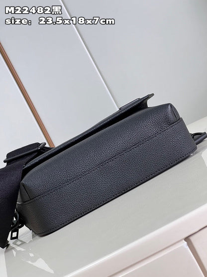Franco Shops - Louis Vuittons  - 15294