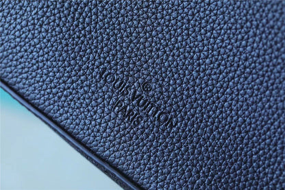Franco Shops - Louis Vuittons  - 9934