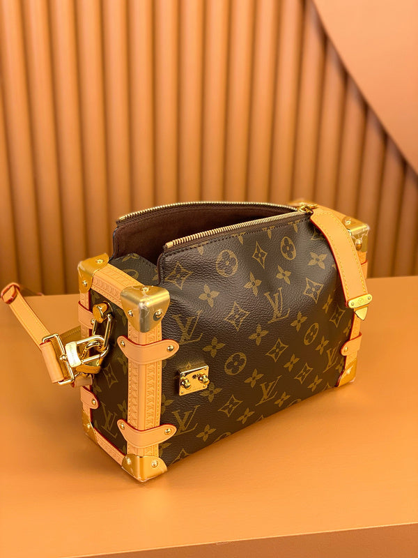 Franco Shops - Louis Vuittons  - 15376