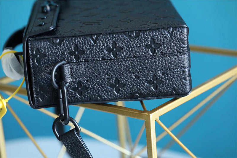 Franco Shops - Louis Vuittons  - 10107