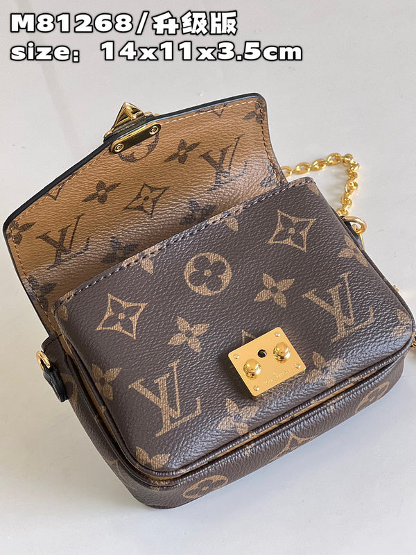 Franco Shops - Louis Vuittons  - 15825