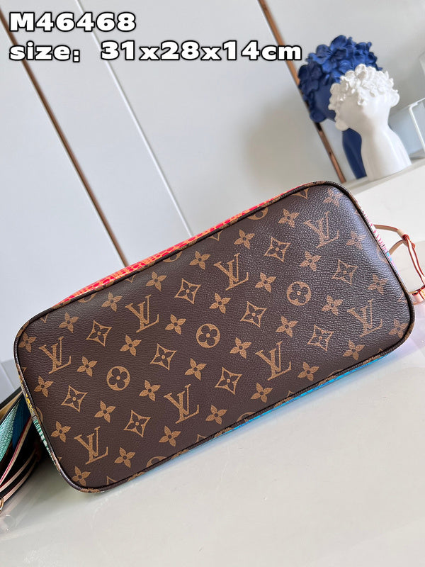 Franco Shops - Louis Vuittons  - 15370