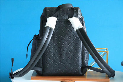 Franco Shops - Louis Vuittons  - 9571