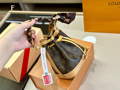 Franco Shops - Louis Vuittons  - 15017