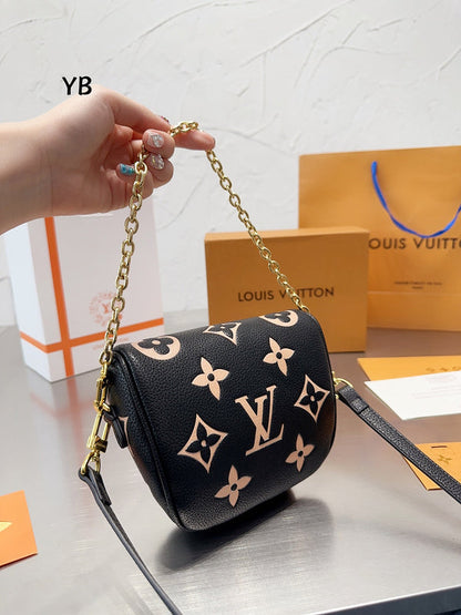 Franco Shops - Louis Vuittons  - 15031