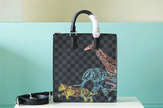 Franco Shops - Louis Vuittons  - 10026