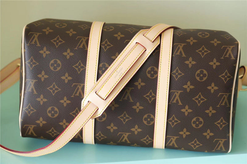Franco Shops - Louis Vuittons  - 9435