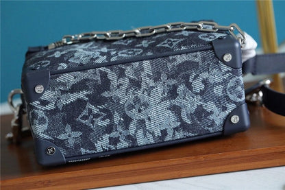 Franco Shops - Louis Vuittons  - 10161