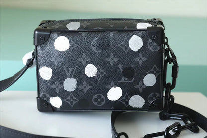 Franco Shops - Louis Vuittons  - 10131