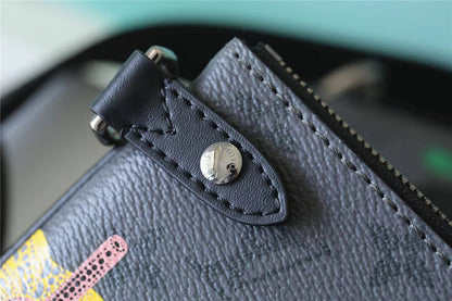 Franco Shops - Louis Vuittons  - 10056