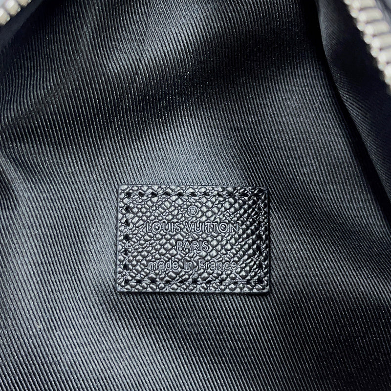 Franco Shops - Louis Vuittons  - 9954