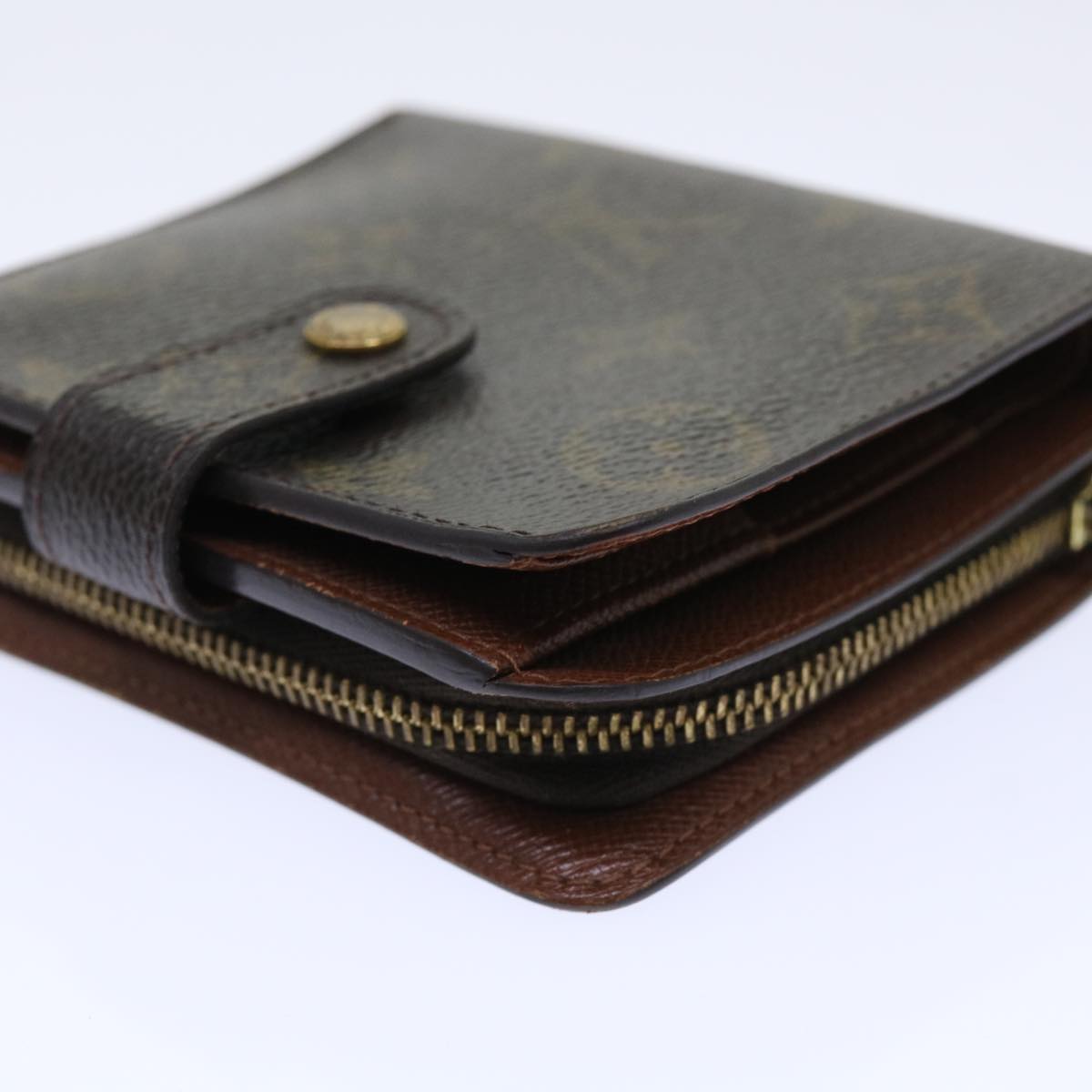 LOUIS VUITTON Monogram Compact Zip Wallet M61667 LV Auth 52462