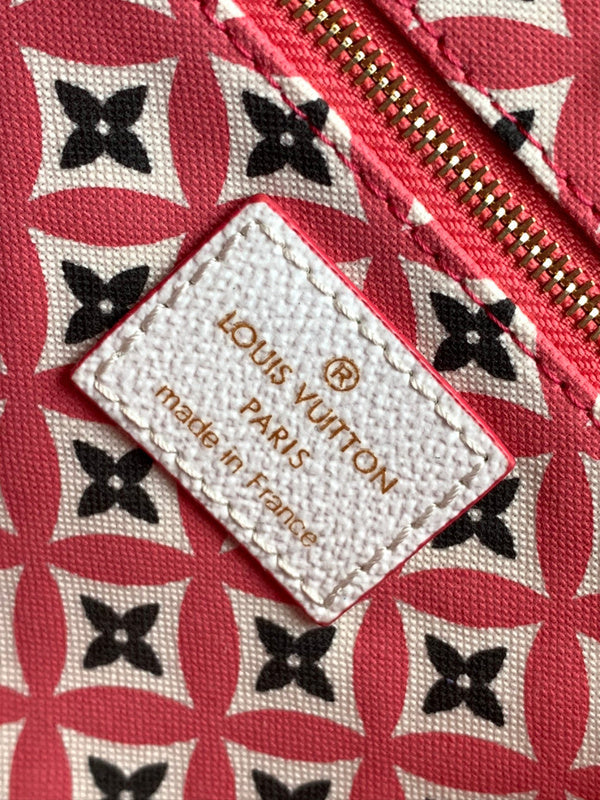 Franco Shops - Louis Vuittons  - 15314