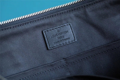 Franco Shops - Louis Vuittons  - 9825