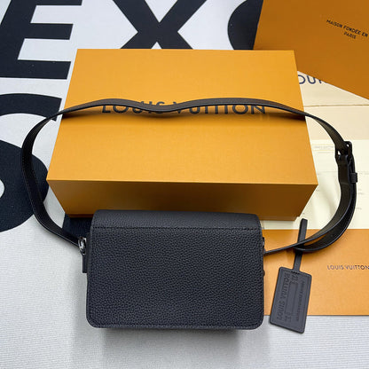 Franco Shops - Louis Vuittons  - 9969