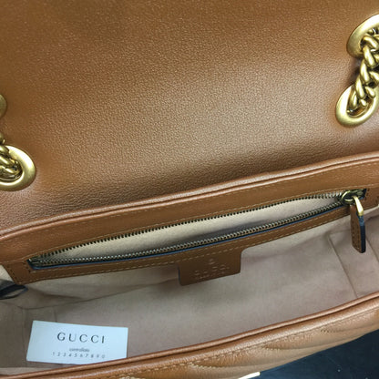 BOLSA GUCCI MARMONT PEQUENA 26