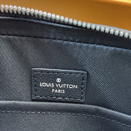 Franco Shops - Louis Vuittons  - 10066