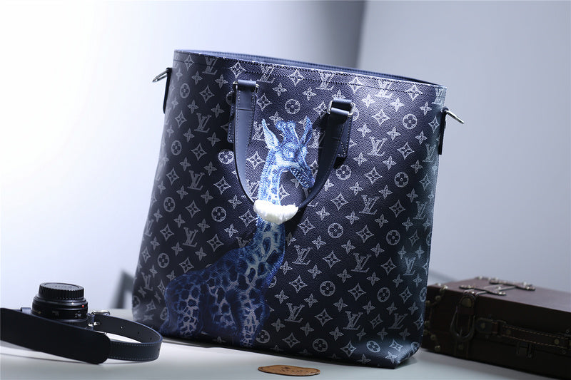 Franco Shops - Louis Vuittons  - 9838