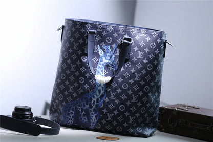 Franco Shops - Louis Vuittons  - 9838