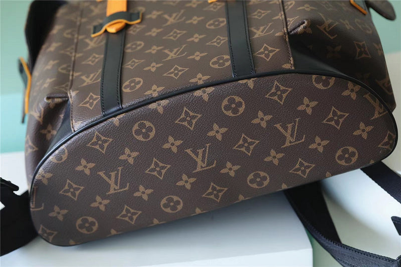 Franco Shops - Louis Vuittons  - 9560