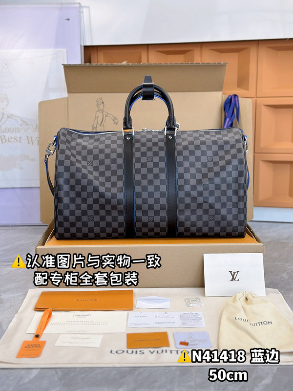Franco Shops - Louis Vuittons  - 15305