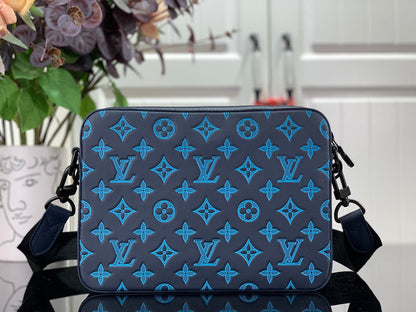 Franco Shops - Louis Vuittons  - 15255