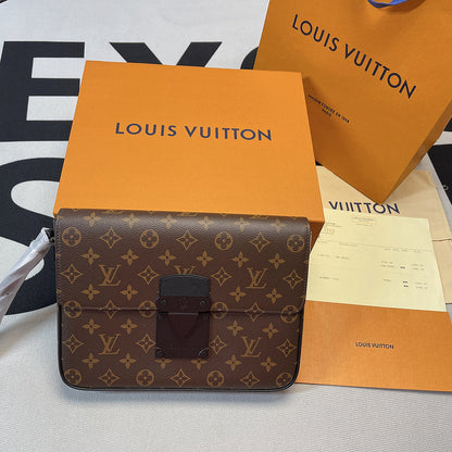 Franco Shops - Louis Vuittons  - 10096