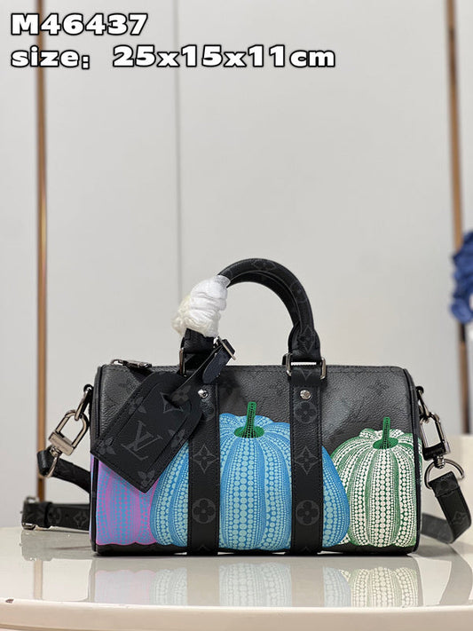 Franco Shops - Louis Vuittons  - 15713