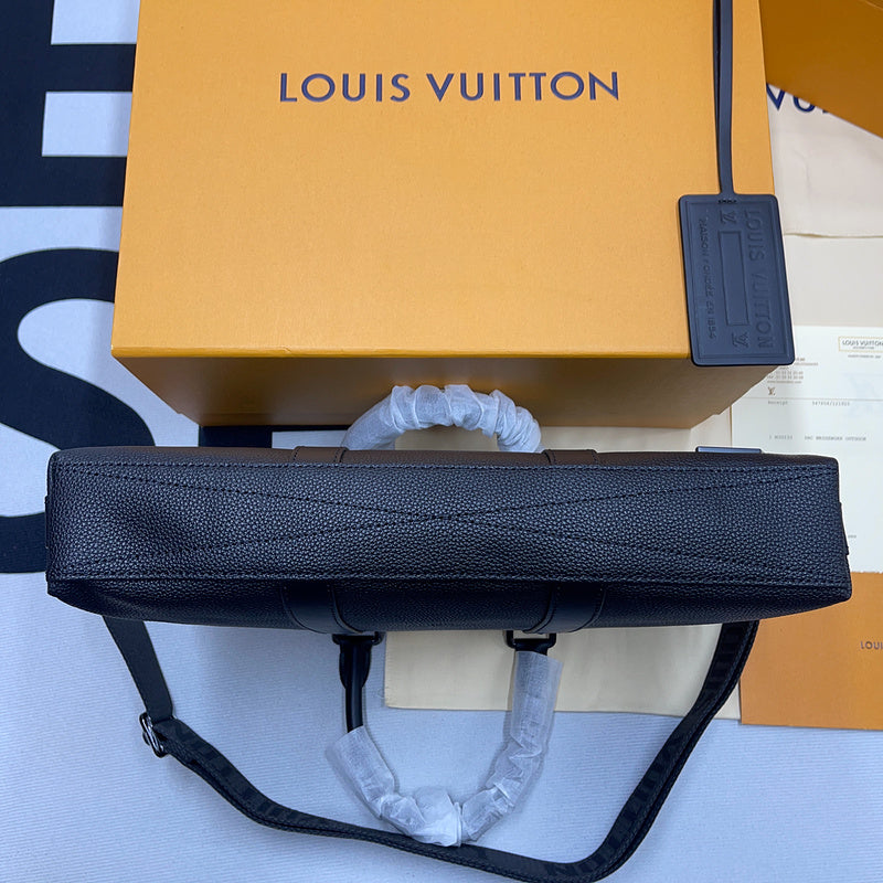 Franco Shops - Louis Vuittons  - 9812