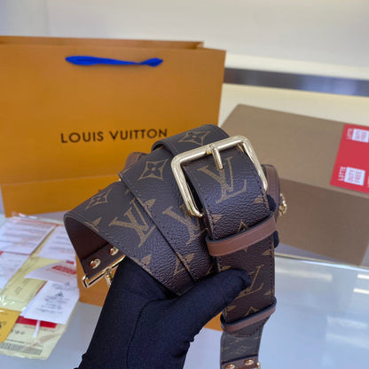 Franco Shops - Louis Vuittons  - 15072