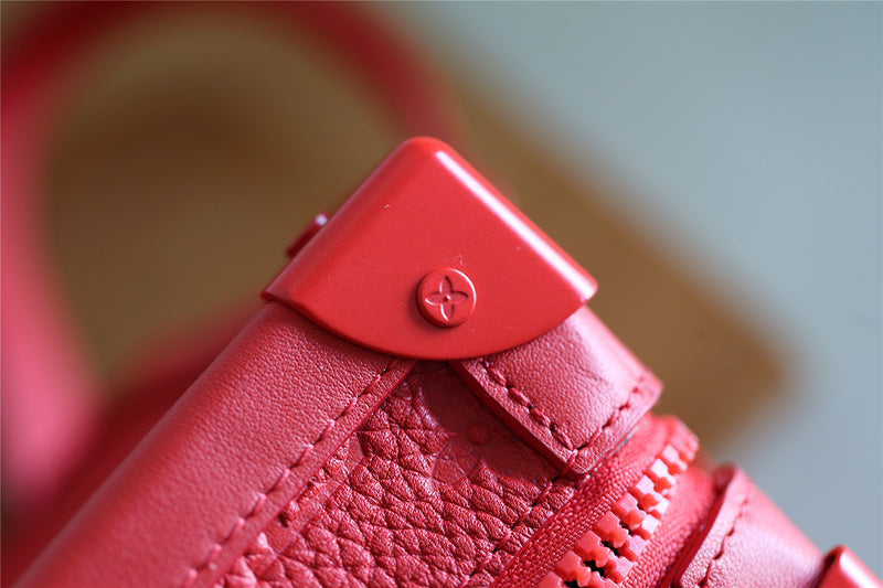 Franco Shops - Louis Vuittons  - 10182