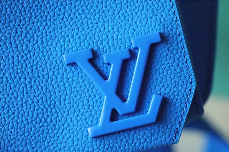 Franco Shops - Louis Vuittons  - 9926