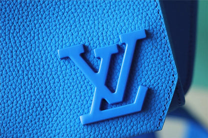 Franco Shops - Louis Vuittons  - 9926