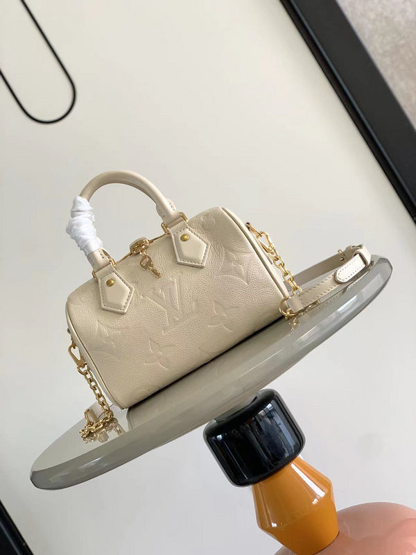 Franco Shops - Louis Vuittons  - 15287