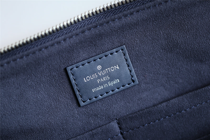 Franco Shops - Louis Vuittons  - 9851