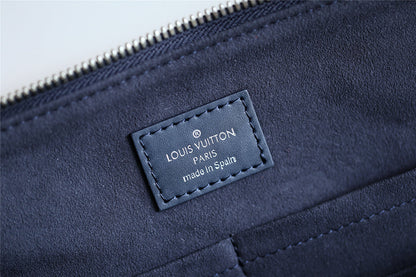 Franco Shops - Louis Vuittons  - 9851