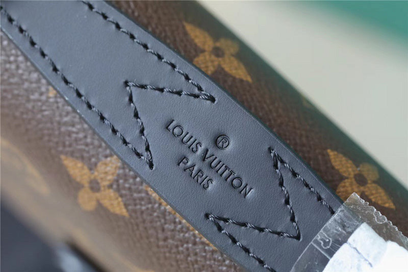 Franco Shops - Louis Vuittons  - 10089