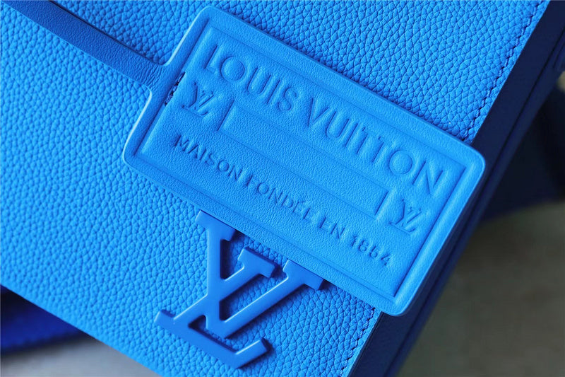 Franco Shops - Louis Vuittons  - 9927