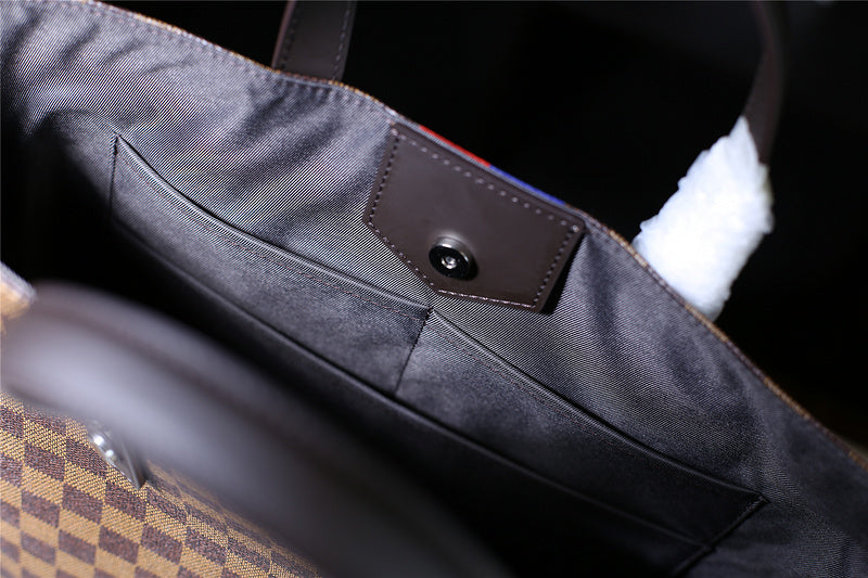 Franco Shops - Louis Vuittons  - 9840