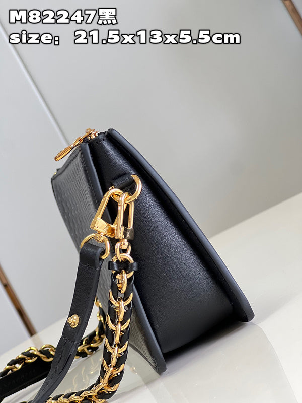 Franco Shops - Louis Vuittons  - 15706