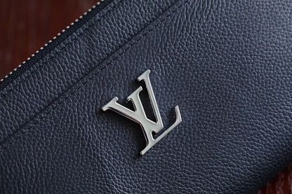 Franco Shops - Louis Vuittons  - 9277