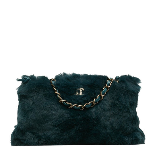 CHANEL Chain Shoulder Bag in Rabbit Fur Green