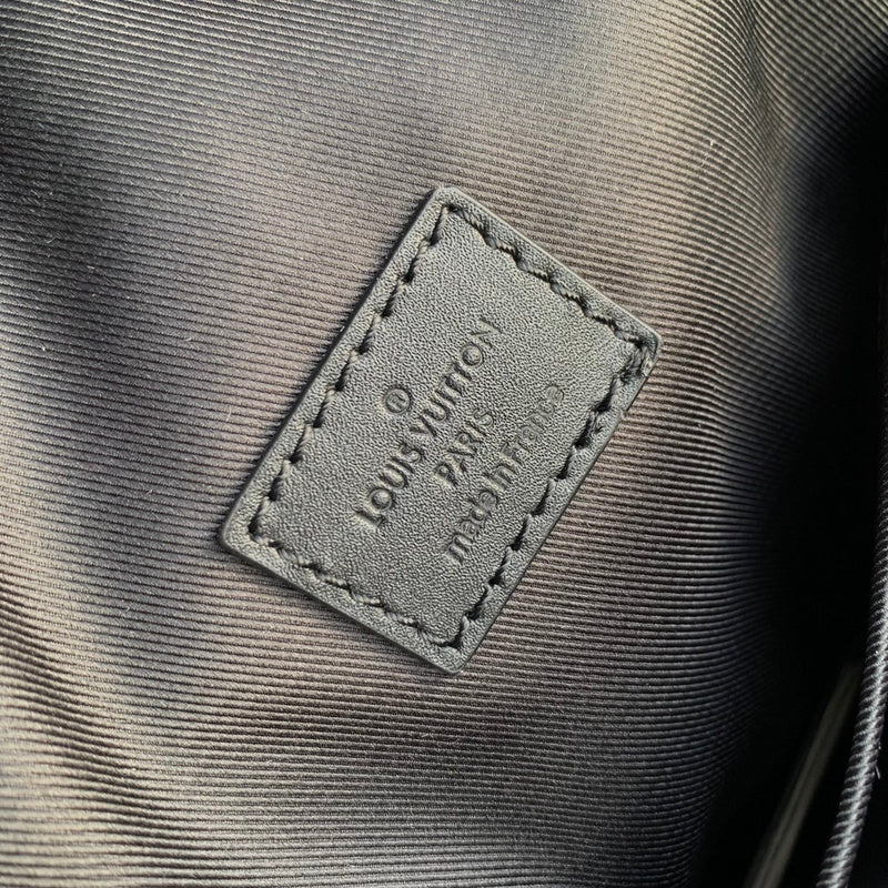 Franco Shops - Louis Vuittons  - 15321