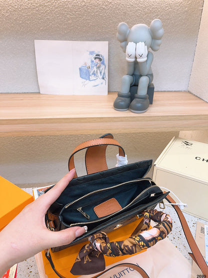 Franco Shops - Louis Vuittons  - 14906